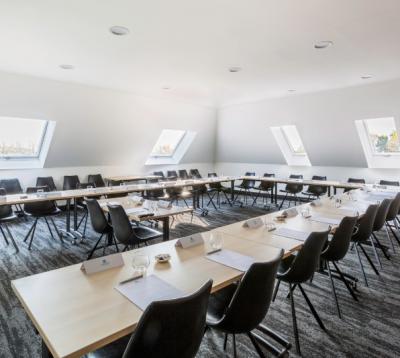 Orphee conference room